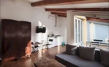 Casa Milano- Apartments And Rooms 0*, Milan