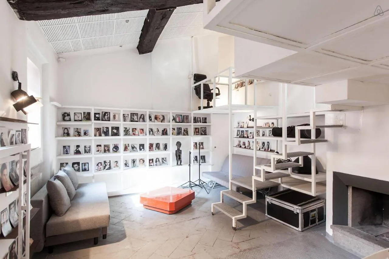 Casa Milano- Apartments And Rooms  Milan
