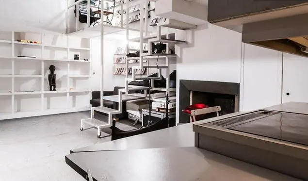 Casa Milano- Apartments And Rooms 0*, Milan Italy