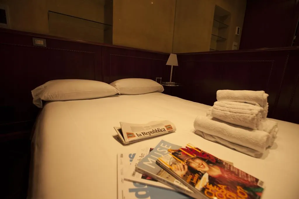 Casa Milano- Apartments And Rooms Milan