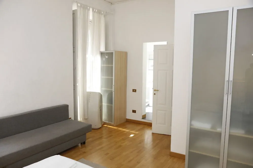 Casa Milano- Apartments And Rooms 0*, Milan