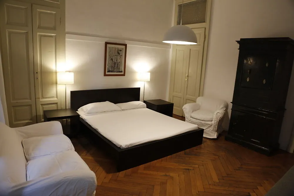 Casa Milano- Apartments And Rooms Italy