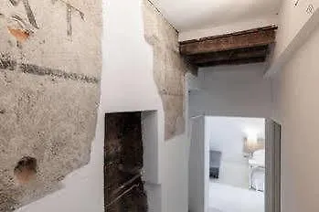 Casa Milano- Apartments And Rooms Italy